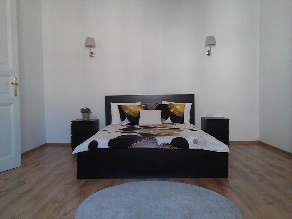 Downtown Rising Sun 104 Sq.M Apartment Budapest Exterior photo