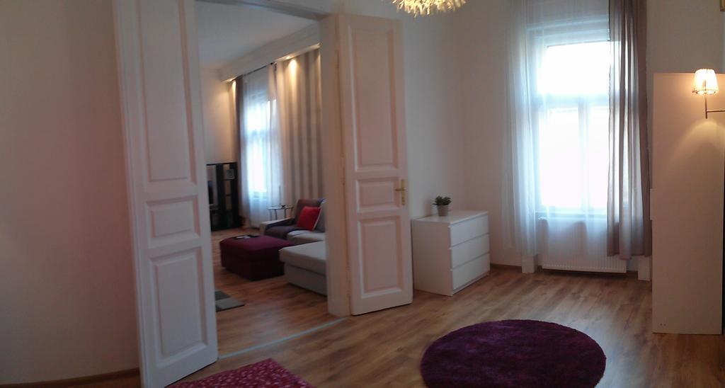 Downtown Rising Sun 104 Sq.M Apartment Budapest Exterior photo